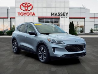 Used 2021 Ford Escape SE w/ SE Sport Appearance Package image 1