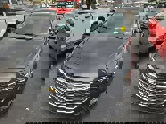 Used 2023 Chevrolet Malibu LT image 1