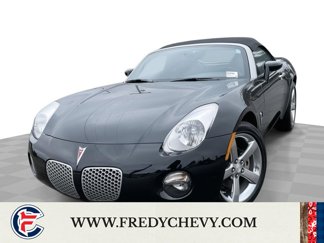 Used 2008 Pontiac Solstice Convertible w/ Premium Package image 1