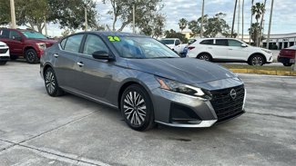 Used 2024 Nissan Altima 2.5 SV image 1