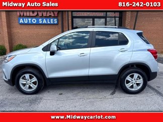 Used 2022 Chevrolet Trax LT w/ LT Convenience Package image 1