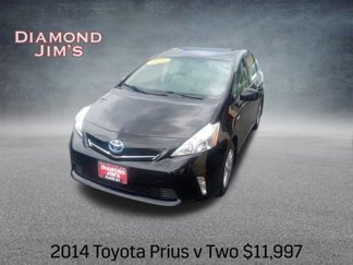 Used 2014 Toyota Prius V Two image 1