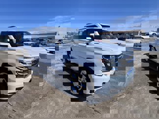 Used 2016 Chevrolet Suburban LT image 1