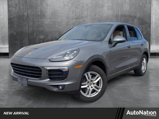 Used 2016 Porsche Cayenne image 1