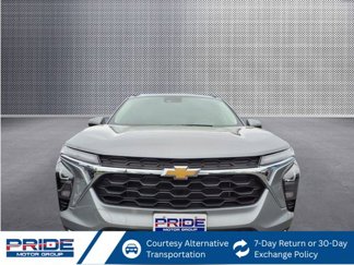 Used 2024 Chevrolet Trax LT w/ Sunroof Package image 1