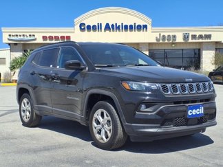 New 2025 Jeep Compass Latitude image 1