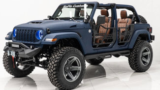 Used 2025 Jeep Wrangler Unlimited Sport image 1