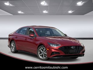 Used 2023 Hyundai Sonata SEL image 1