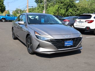 Certified 2023 Hyundai Elantra SEL w/ Cargo Package image 1