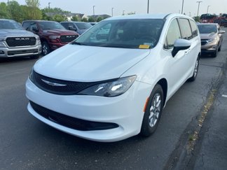 Used 2023 Chrysler Voyager LX image 1