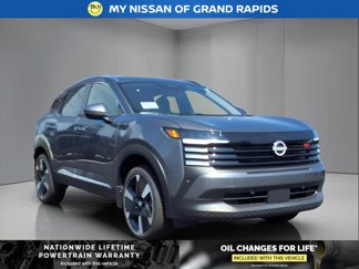 New 2025 Nissan Kicks SR image 1