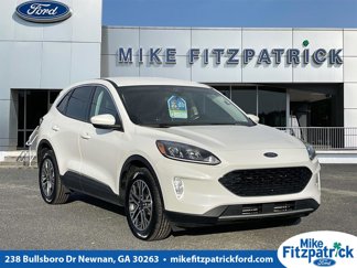 Used 2022 Ford Escape SEL w/ Class II Trailer Tow Package image 1