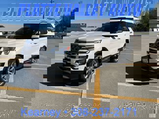 Used 2016 Ford Explorer Limited image 1