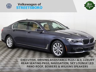 Used 2017 BMW 740e xDrive image 1