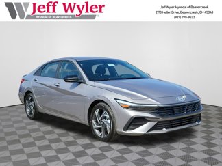New 2025 Hyundai Elantra Sport image 1