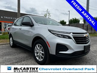 Used 2022 Chevrolet Equinox LS image 1