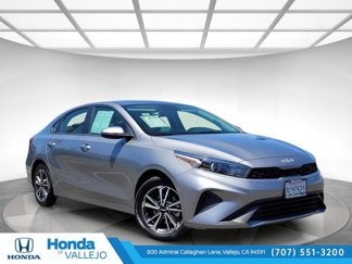 Used 2023 Kia Forte LXS w/ LXS Technology Package image 1