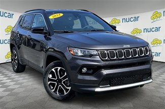 Used 2024 Jeep Compass Limited image 1
