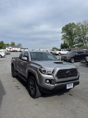Used 2018 Toyota Tacoma TRD Sport image 1