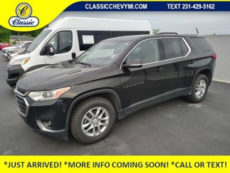 Used 2018 Chevrolet Traverse LT w/ LPO, Floor Liner Package image 1