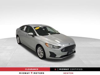 Used 2020 Ford Fusion SE image 1