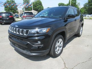 New 2025 Jeep Compass Latitude image 1