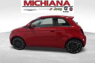 New 2024 FIAT 500 e (RED) image 1