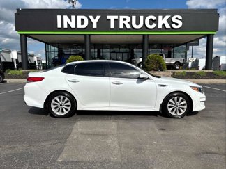 Used 2016 Kia Optima EX w/ Premium Package image 1