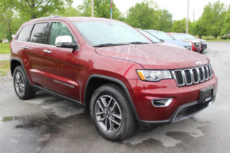 Used 2020 Jeep Grand Cherokee Limited image 1