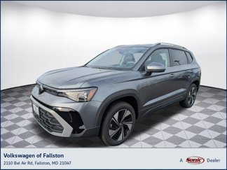 New 2025 Volkswagen Taos SE image 1