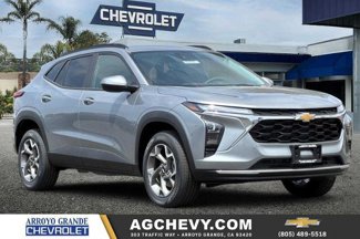 New 2025 Chevrolet Trax LT image 1