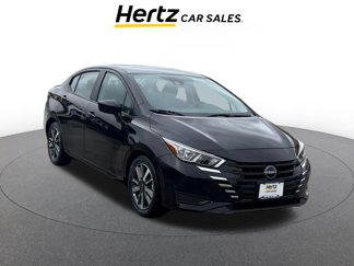 Used 2023 Nissan Versa SV image 1
