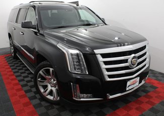 Used 2015 Cadillac Escalade ESV Luxury image 1