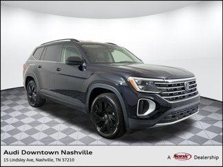 Used 2024 Volkswagen Atlas SE w/ Black Wheel Package image 1