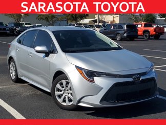 Used 2022 Toyota Corolla LE image 1