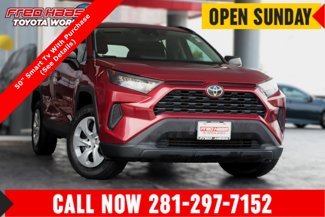Used 2020 Toyota RAV4 LE image 1
