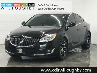 Used 2017 Buick Regal Sport Touring image 1