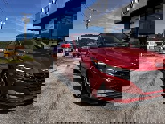 Used 2022 Hyundai Elantra Limited image 1