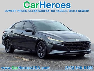 Used 2022 Hyundai Elantra SEL w/ Preferred Accessory Package image 1