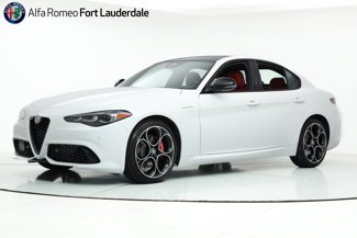 New 2025 Alfa Romeo Giulia w/ Veloce Package Rwd image 1