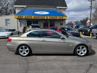Used 2007 BMW 328i Convertible image 1