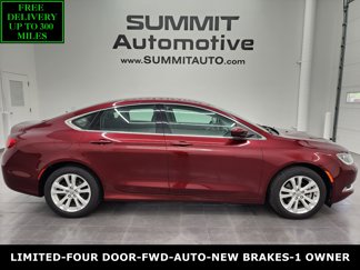 Used 2015 Chrysler 200 Limited image 1