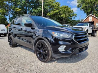Used 2018 Ford Escape SE w/ Ford Safe & Smart Package image 1