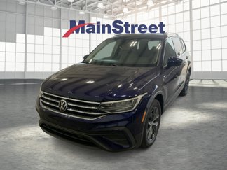 Used 2023 Volkswagen Tiguan SE image 1