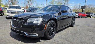 Used 2019 Chrysler 300 S image 1