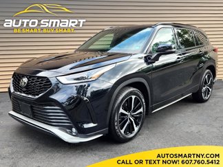 Used 2021 Toyota Highlander XSE image 1