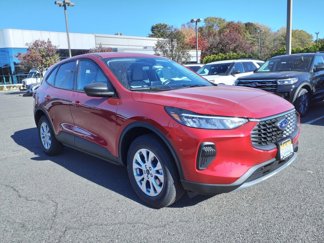 Used 2025 Ford Escape Active w/ Cold Weather Package image 1