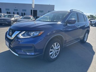 Used 2020 Nissan Rogue SV image 1