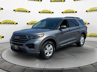 Certified 2022 Ford Explorer XLT w/ Class IV Trailer Tow Package image 1