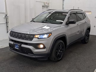 Used 2022 Jeep Compass Latitude w/ Convenience Group image 1